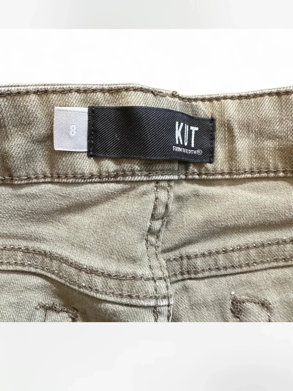 KUT Charlotte Crop Culotte in Camo Green Low-Rise Wide Leg Raw Hem — 8 - Picture 3 of 6